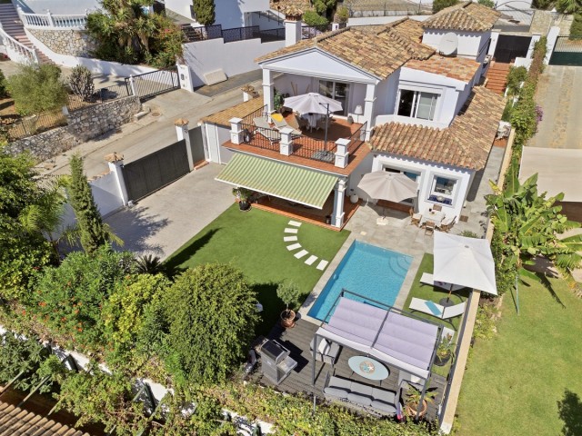 4 Bedrooms Villa in Cerros del Aguila