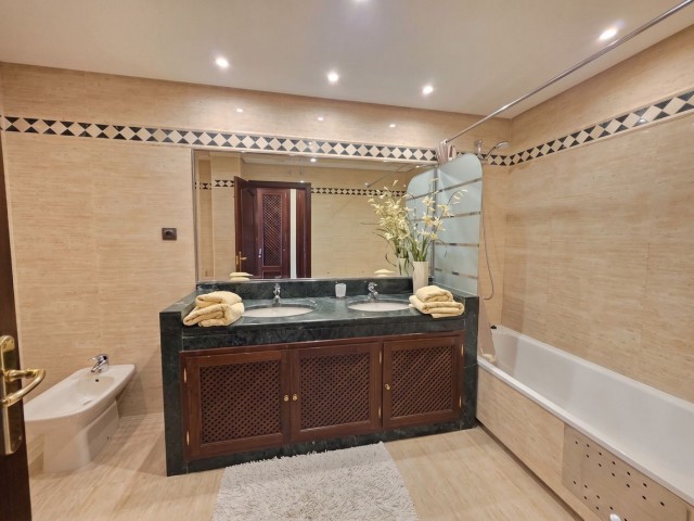 2 Slaapkamer Appartement in La Mairena