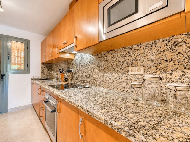 Apartamento con 2 Dormitorios  en Los Flamingos