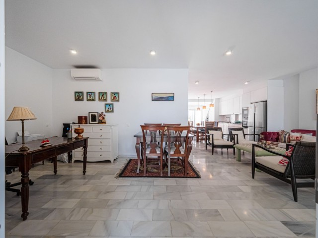 4 Slaapkamer Rijtjeshuis in Reserva de Marbella