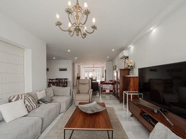 4 Slaapkamer Rijtjeshuis in Reserva de Marbella