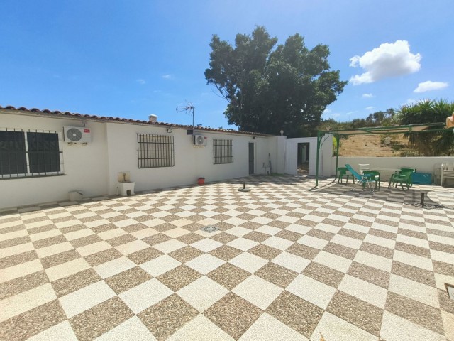 2 Makuuhuoneen Huvila La Cala