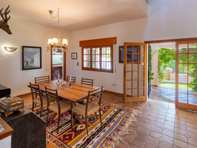4 Schlafzimmer Villa in El Coto