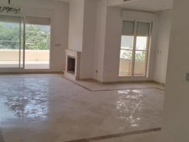Apartment, San Roque, R5491723
