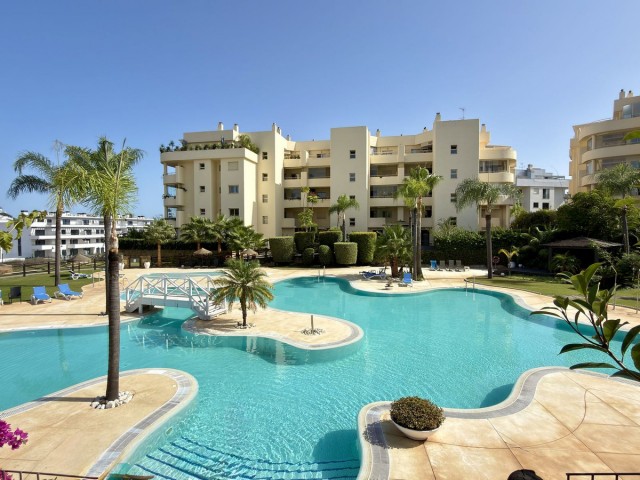 Apartment, El Faro, R5492602