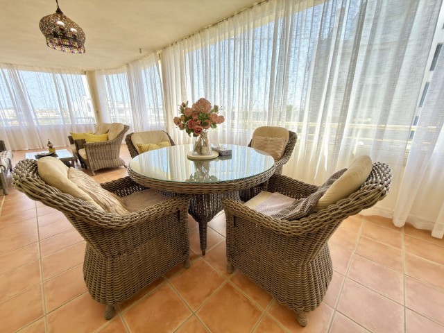 Apartment, El Faro, R5492602