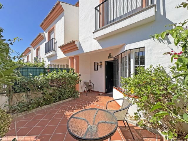Townhouse, Cabopino, R5469154
