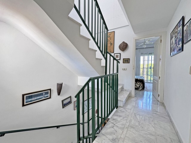2 Bedrooms Townhouse in Cabopino