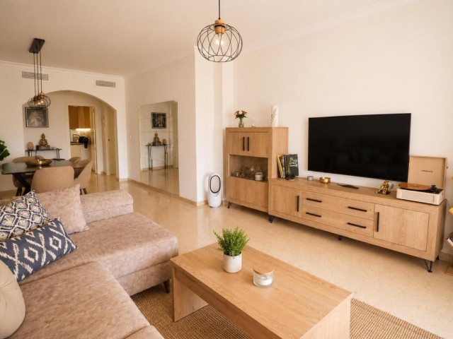 Apartment, Elviria, R5492269