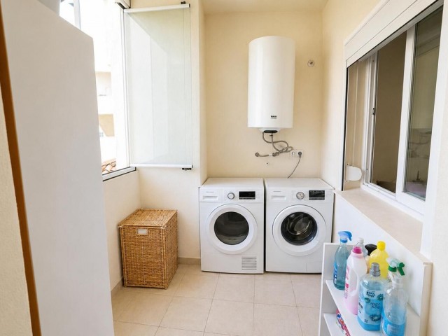 2 Bedrooms Apartment in Elviria