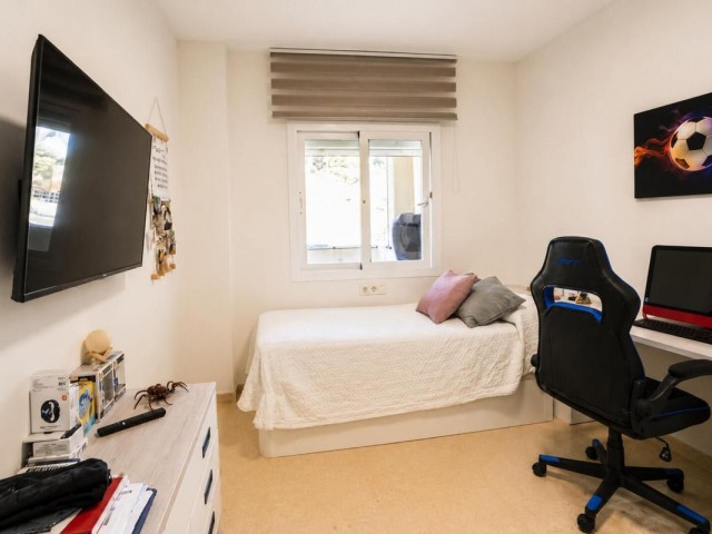 2 Bedrooms Apartment in Elviria