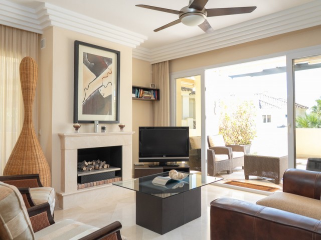 Apartment, Casares, R5494645