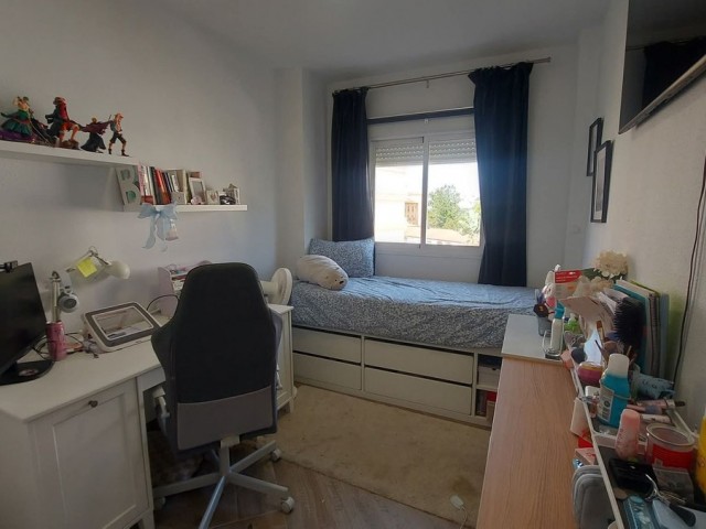 4 Bedrooms Apartment in Torrequebrada