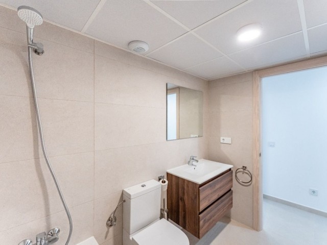 2 Bedrooms Apartment in La Duquesa
