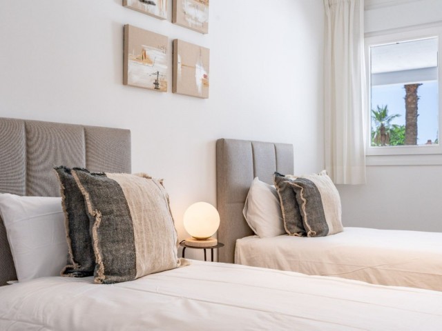 2 Bedrooms Apartment in La Duquesa