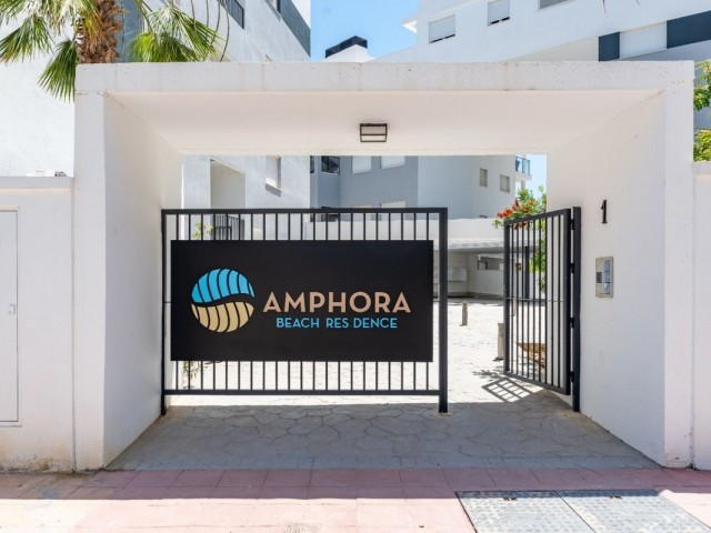 2 Bedrooms Apartment in La Duquesa