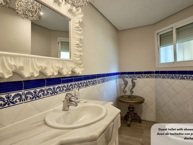 Apartamento con 3 Dormitorios  en Bahía de Marbella