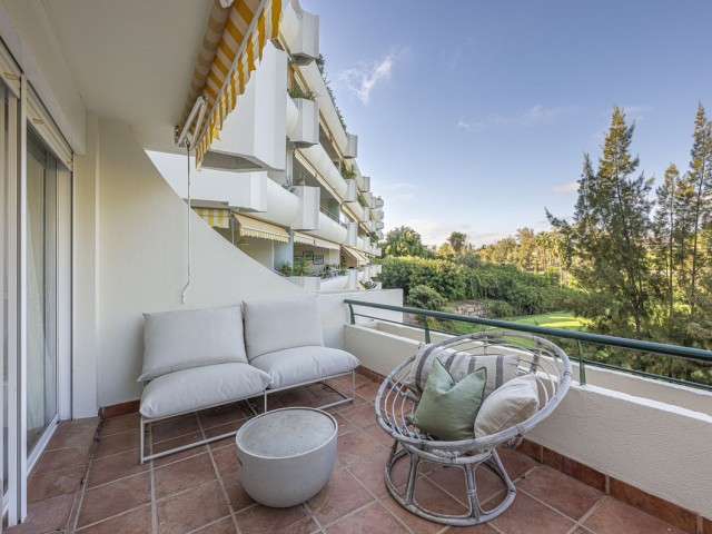 Apartment, Guadalmina Alta, R5498821