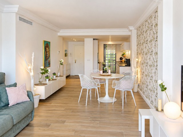 Apartment, Cabopino, R5499514
