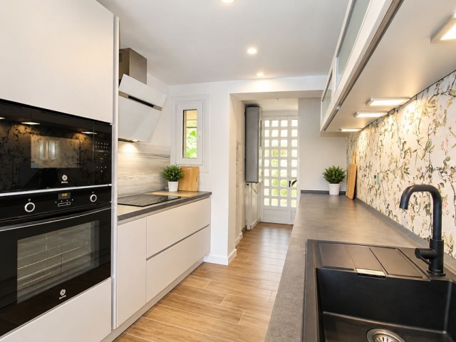 2 Bedrooms Apartment in Cabopino