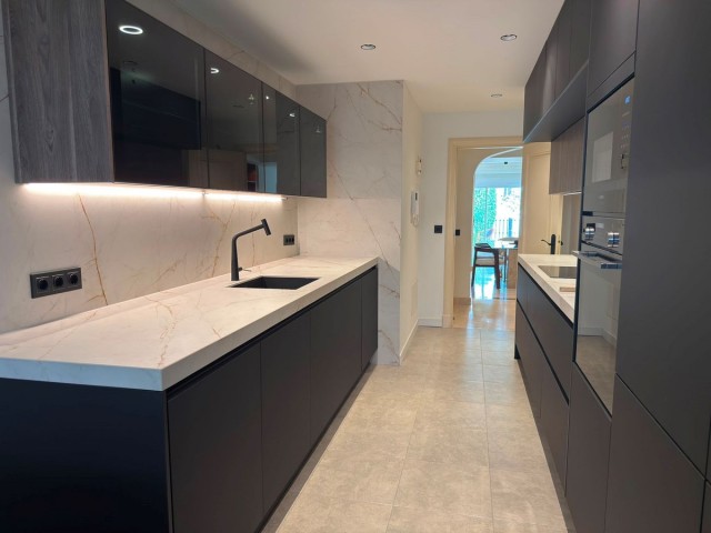 3 Bedrooms Apartment in Sierra Blanca