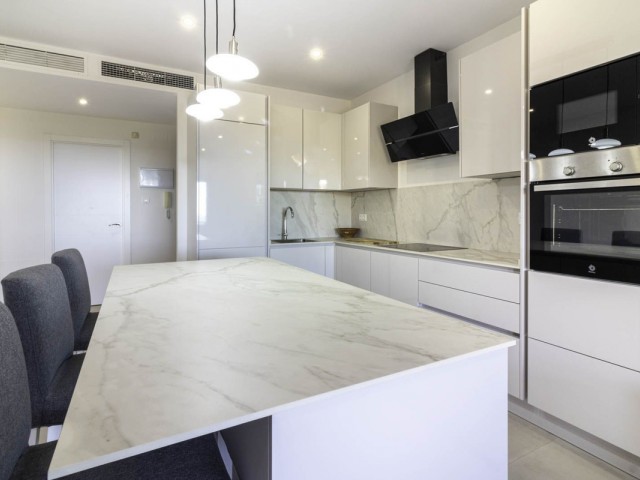 Apartamento con 3 Dormitorios  en Los Flamingos