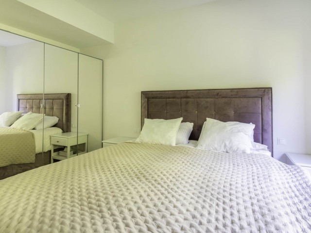 Apartamento con 3 Dormitorios  en Los Flamingos