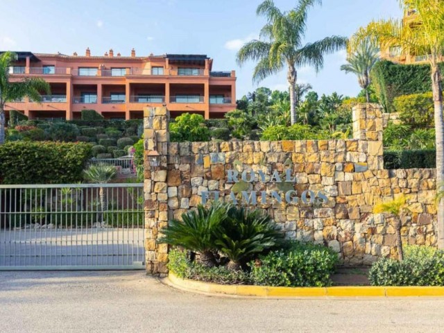 Apartamento con 3 Dormitorios  en Los Flamingos