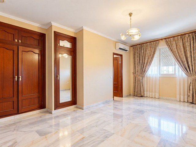 7 Bedrooms Villa in Arroyo de la Miel