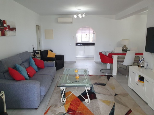 Apartment, El Paraiso, R5500543