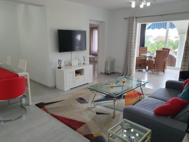 Apartment, El Paraiso, R5500543