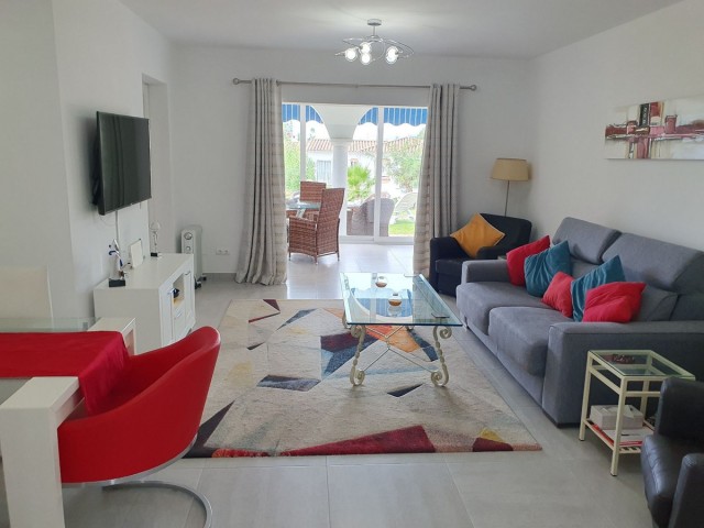 2 Bedrooms Apartment in El Paraiso