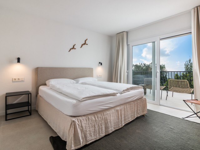 2 Bedrooms Townhouse in Istán