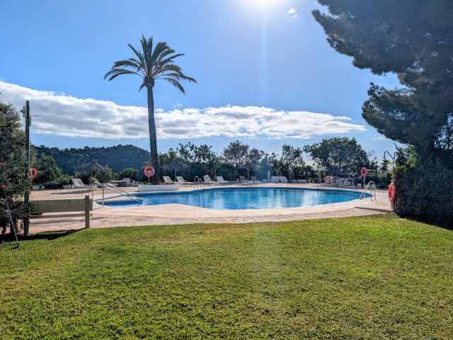 2 Bedrooms Townhouse in Istán