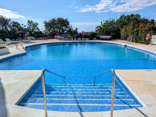 2 Bedrooms Townhouse in Istán