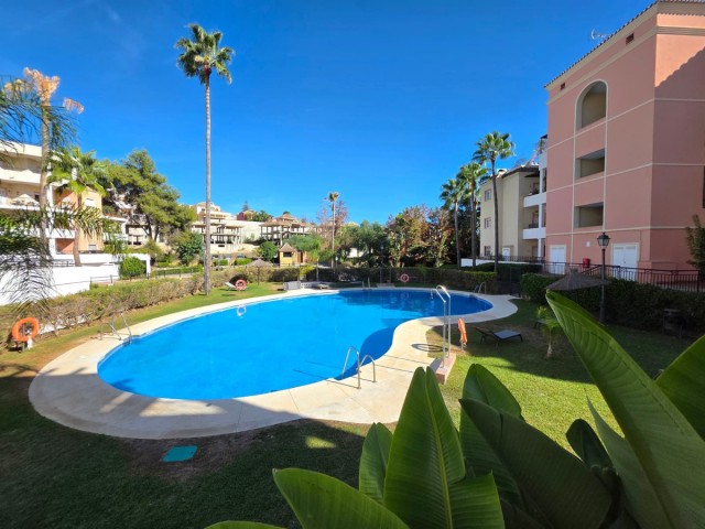 Apartment, Aloha, R5486923