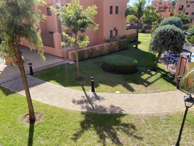 Apartamento con 2 Dormitorios  en Hacienda del Sol