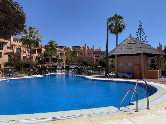 Apartamento con 2 Dormitorios  en Hacienda del Sol