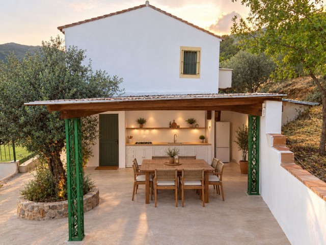 Villa con 4 Dormitorios  en Ojén