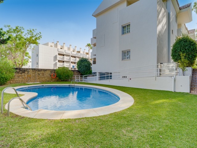 Apartment, The Golden Mile, R5436193