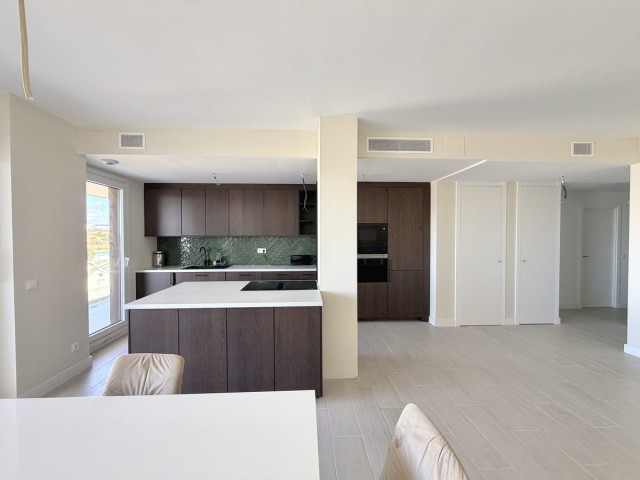 3 Bedrooms Apartment in Estepona