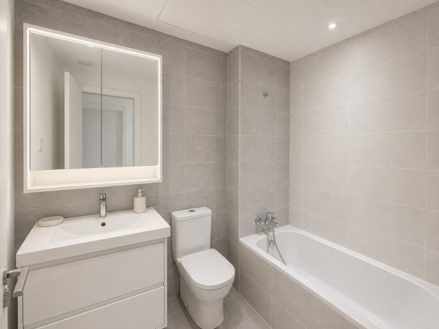 3 Bedrooms Apartment in Estepona