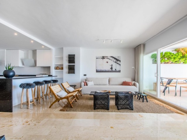 Appartement, Rio Real, R5504080
