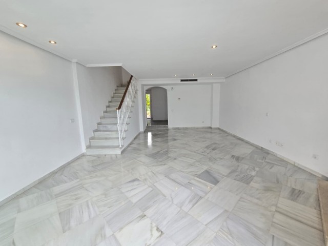 3 Bedrooms Townhouse in Nagüeles