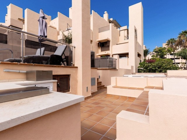 Penthouse in New Golden Mile