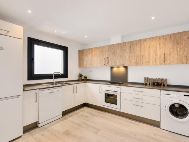 Maison mitoyenne avec 3 Chambres  à La Mairena