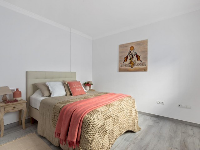 Maison mitoyenne avec 3 Chambres  à La Mairena