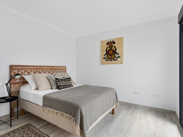 Maison mitoyenne avec 3 Chambres  à La Mairena
