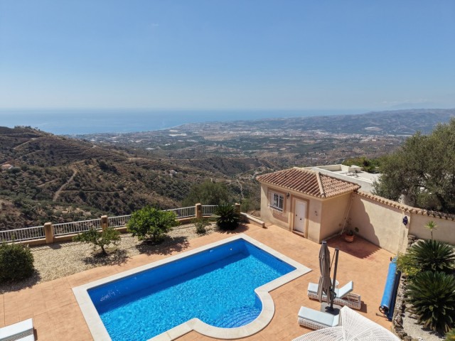 3 Schlafzimmer Villa in Arenas