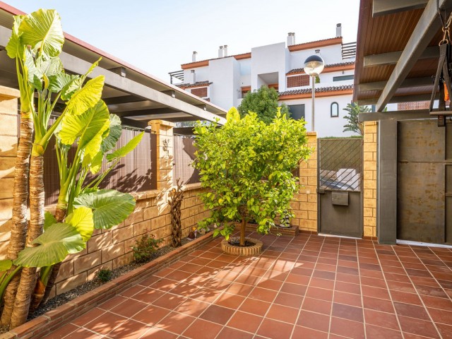 Rijtjeshuis, Cancelada, R4319359